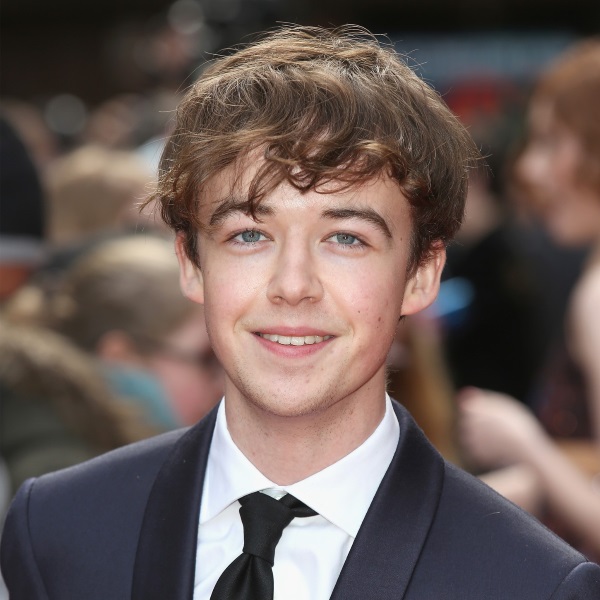 Alex Lawther Height Age Weight Measurement Wiki Bio and Net Worth