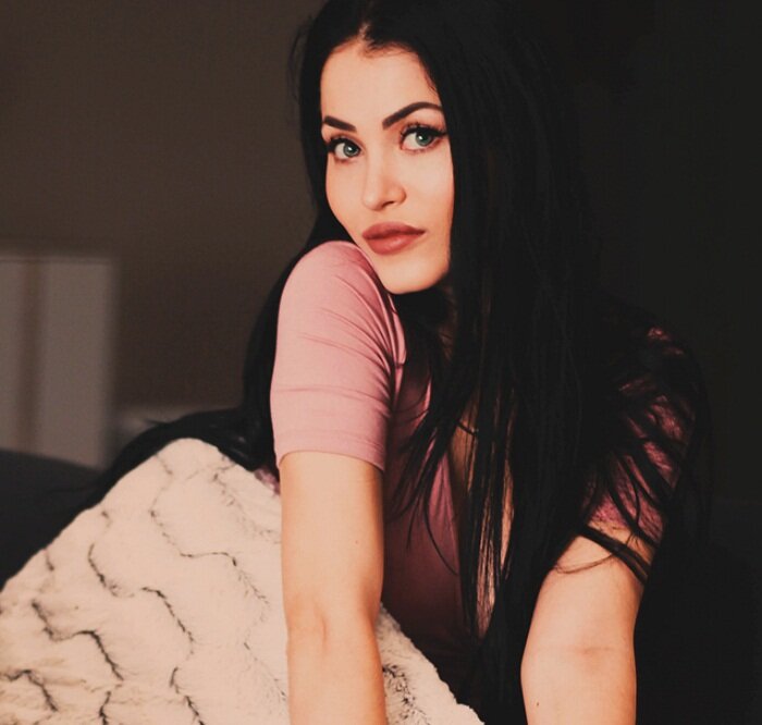 Claudia Alende Height Weight Measurement Wiki & Bio