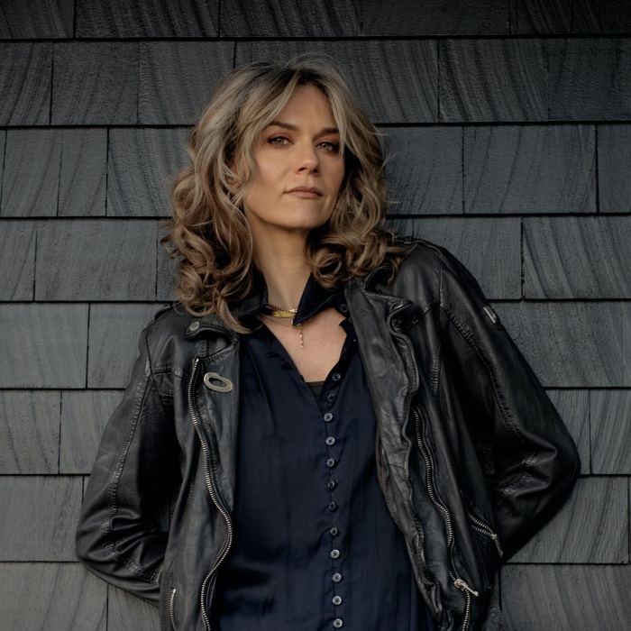 Hilarie Burton Height Age Weight Measurement Wiki Bio and Net Worth