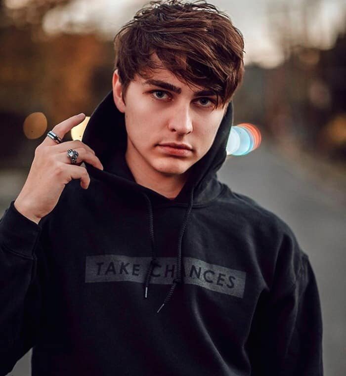 Colby Brock Height Age Weight Wiki Biography & Net Worth