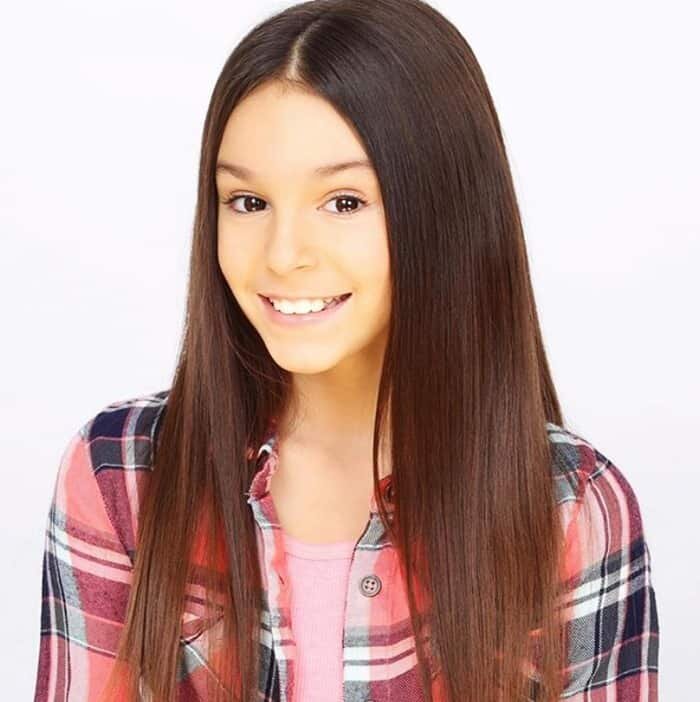 Samantha Bulstrode Height Age Weight Measurement Wiki Bio and Net Worth