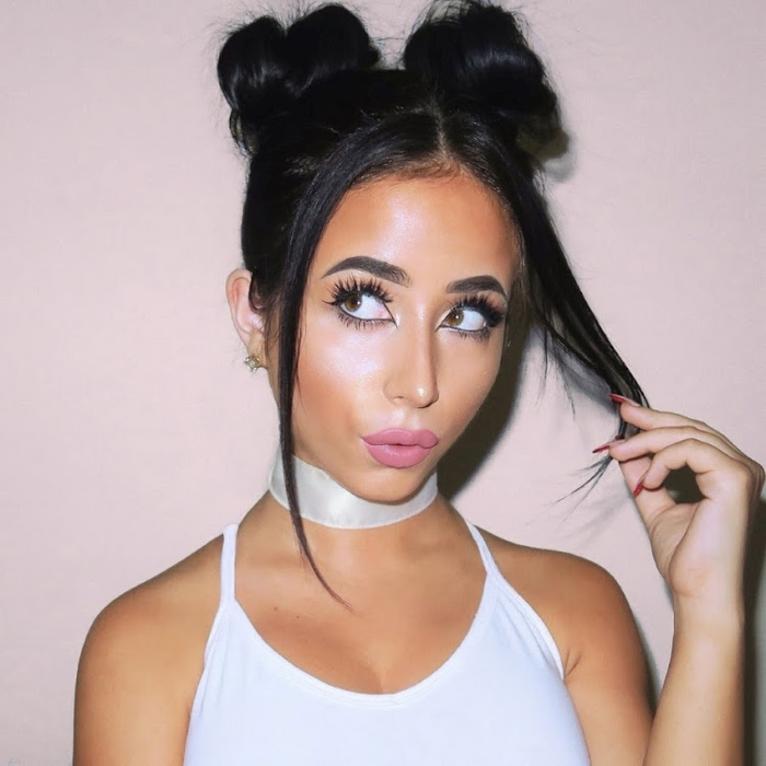 Amber Scholl Height Weight Measurement Wiki Bio & Net Worth