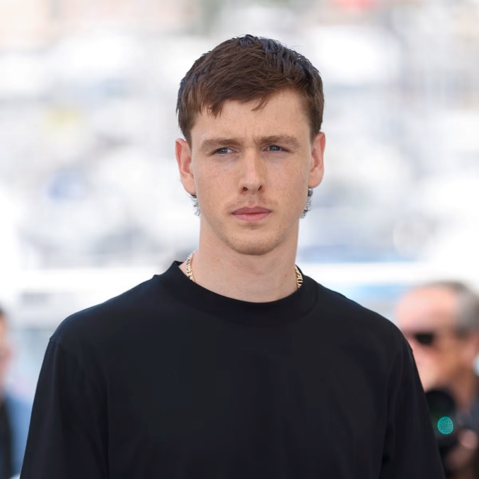 Harris Dickinson Height Weight Wiki Bio & Net Worth