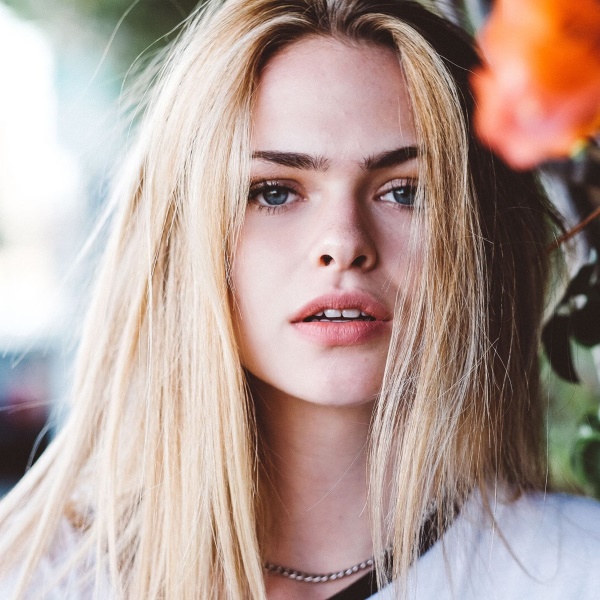 Summer McKeen Height Age Weight Measurement Wiki Bio and Net Worth