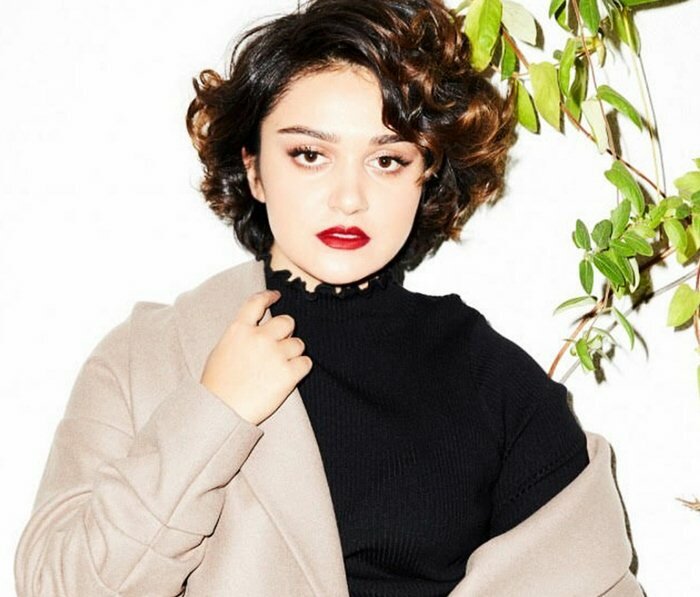Ariela Barer Height Weight Measurement Wiki & Bio