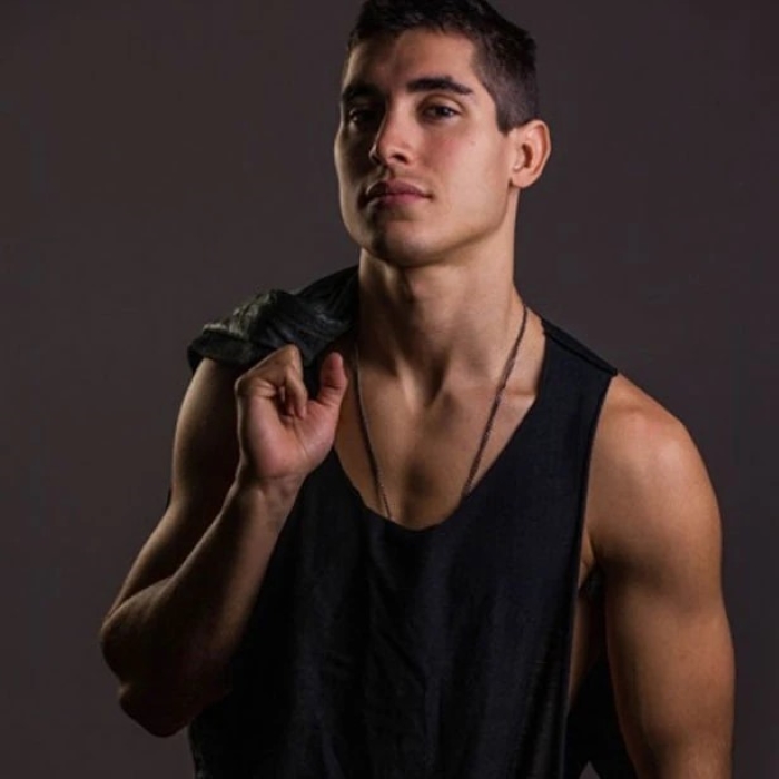 Henry Zaga Height Weight Age Wiki Bio & Net Worth