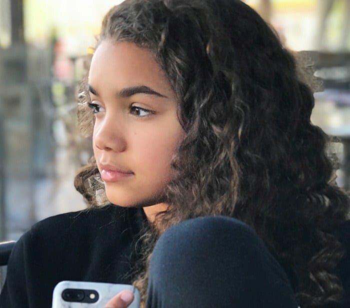 McKenna Roberts Height Age Weight Wiki Biography & Net Worth