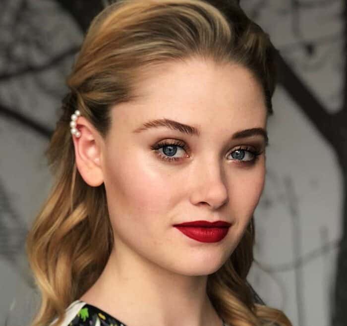 Virginia Gardner Height Weight Measurement Wiki & Bio
