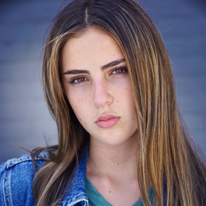 Lexy Kolker Height Age Weight Measurement Wiki Bio and Net Worth