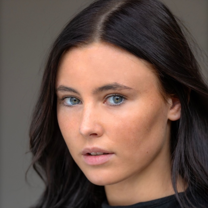 Amelia Crouch Height Age Weight Measurement Wiki Bio and Net Worth