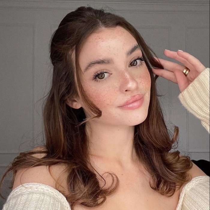 Kelsey Simone Height Age Weight Measurement Wiki Bio and Net Worth