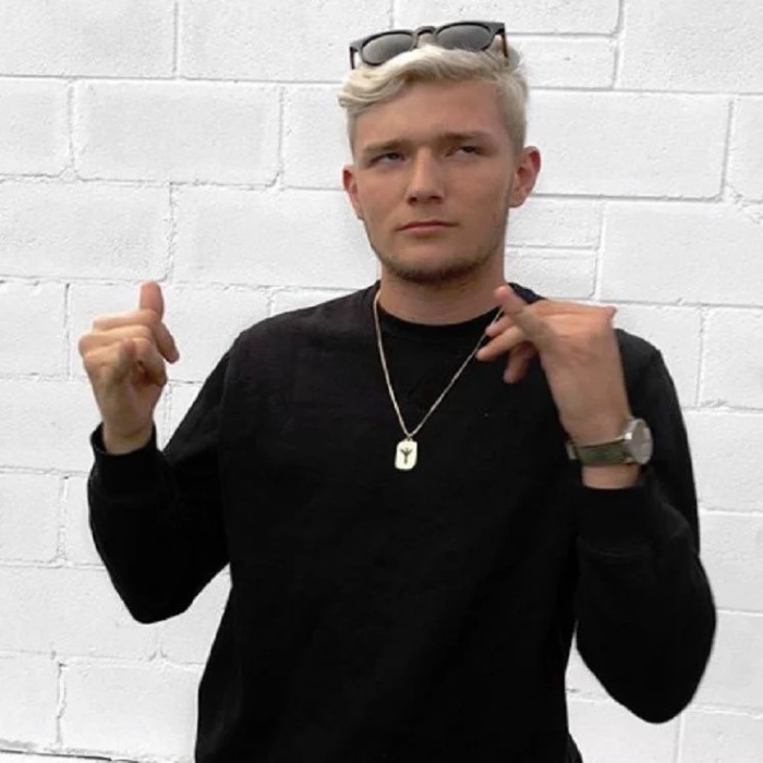 Casey Barker Height Weight Wiki Biography & Net Worth