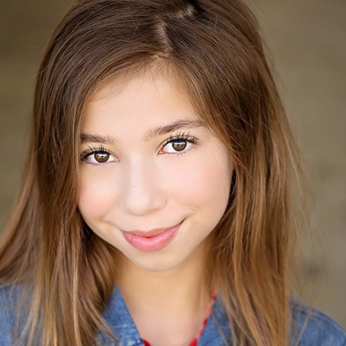 Lulu Lambros Height Age Weight Measurement Wiki Bio and Net Worth