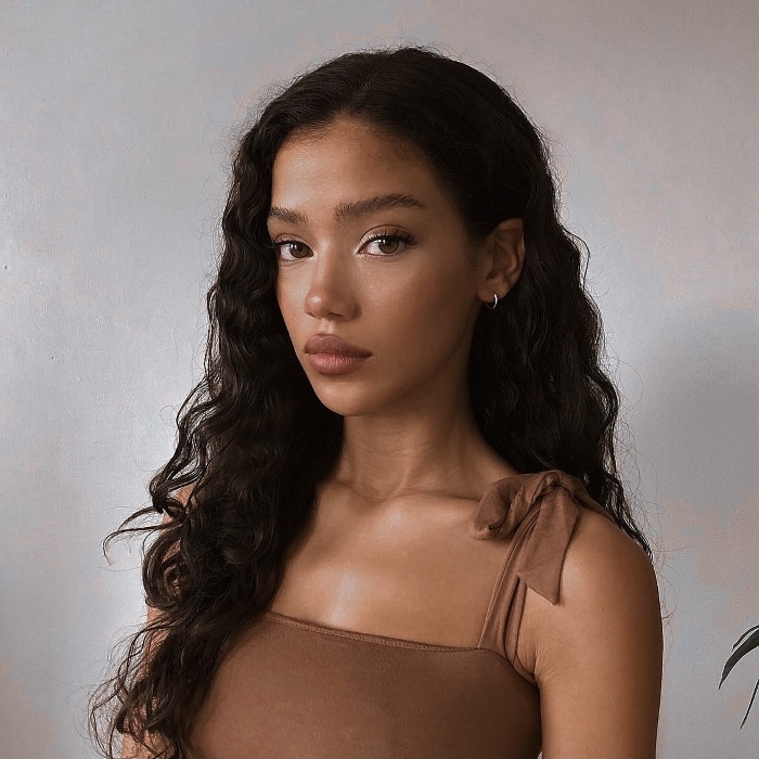 Dina Denoire Height Age Weight Measurement Wiki Bio & Net Worth