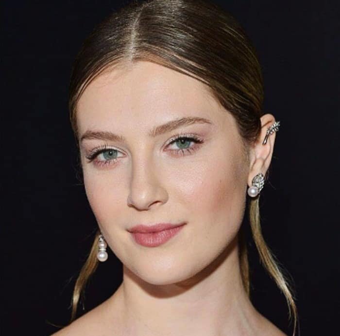 Zoe Levin Height Age Weight Measurement Wiki Bio & Net Worth