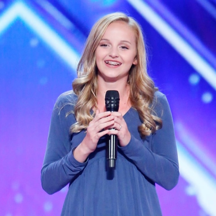 Evie Clair Height Age Weight Measurement Wiki Bio and Net Worth