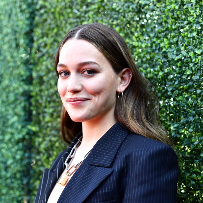 Victoria Pedretti Height Age Weight Measurement Wiki Bio and Net Worth