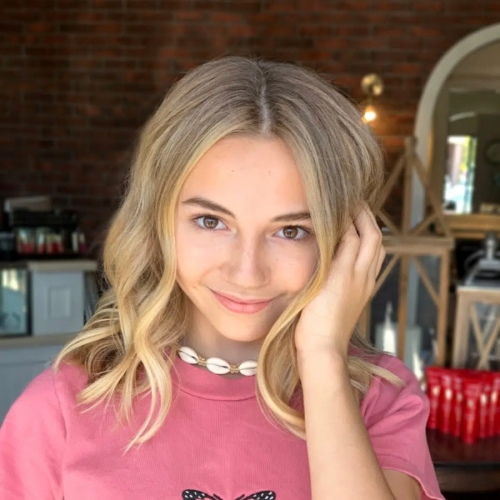 Kayla Davis Height Age Weight Measurement Wiki Bio and Net Worth