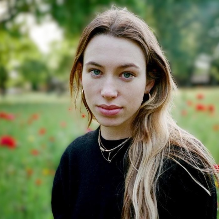 Sarah Close Height Age Weight Measurement Wiki Bio and Net Worth