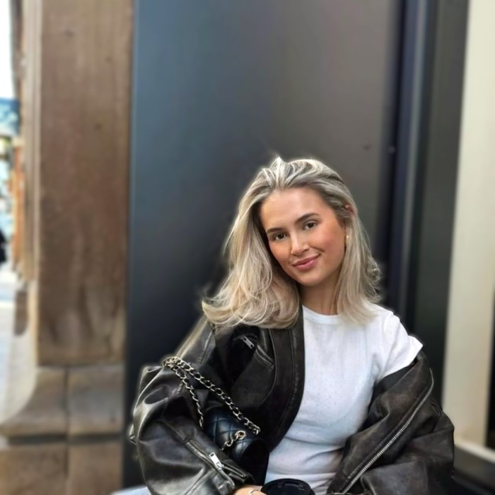 Molly-Mae Hague Height Age Weight Measurement Wiki Bio and Net Worth