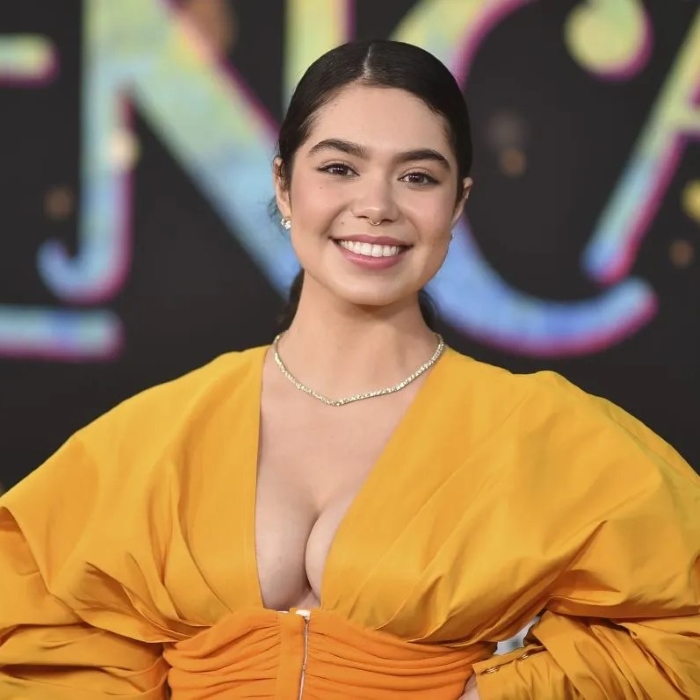 Auliʻi Cravalho Height Age Weight Measurement Wiki Bio and Net Worth