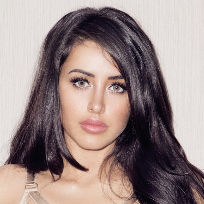 Marnie Simpson Height Age Weight Measurement Wiki Bio and Net Worth