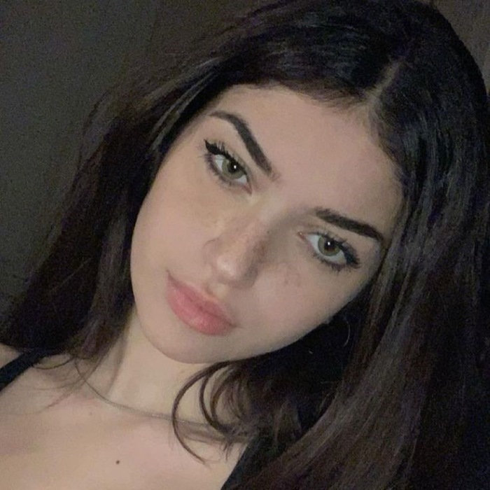 Melody Nafari Height Age Weight Measurement Wiki Bio and Net Worth