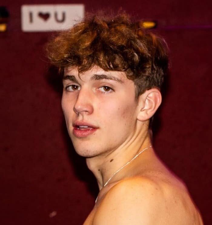 Vinnie Hacker Height Age Weight Measurement Wiki Bio and Net Worth