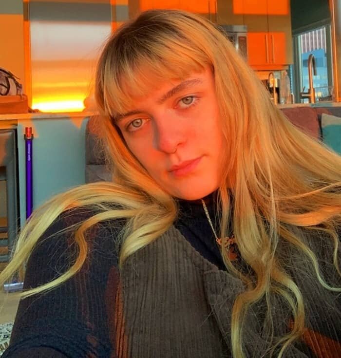 Emma Holzer Height Age Weight Measurement Wiki Bio and Net Worth