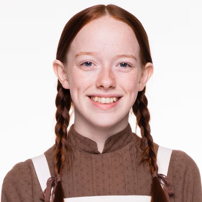 Amybeth McNulty Height Age Weight Measurement Wiki Bio and Net Worth