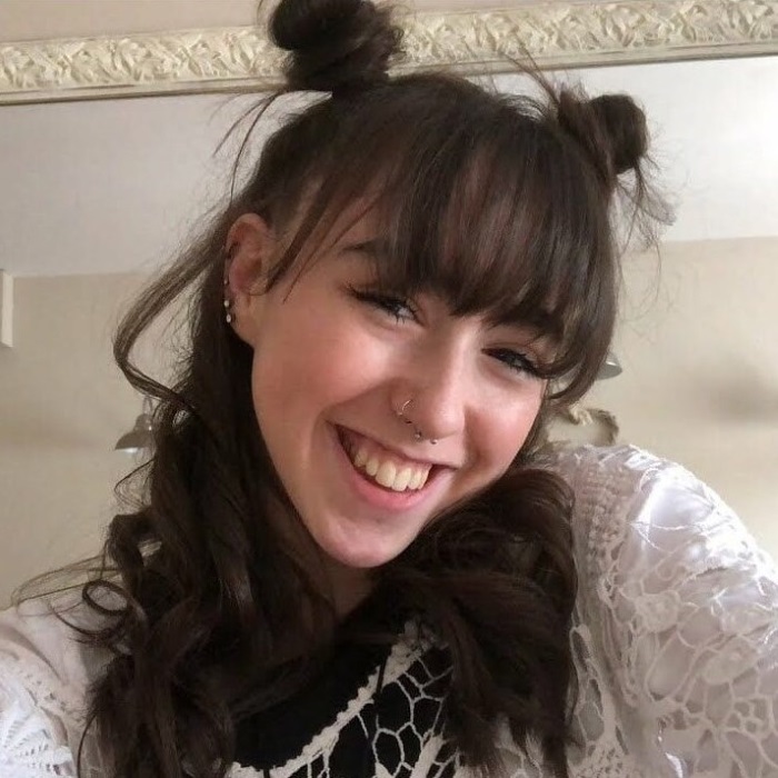 This Trippy Hippie (Evie Meg) Height Age Weight Measurement Wiki Bio and Net Worth