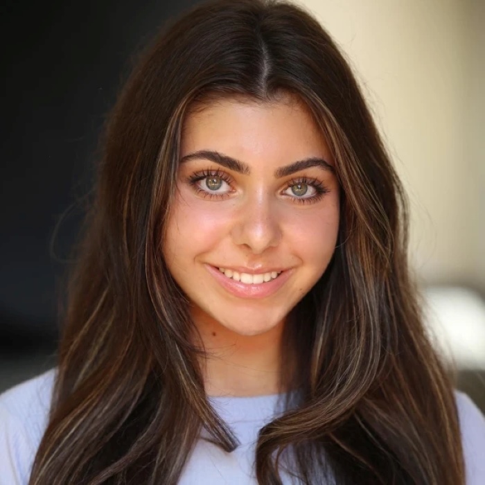 Abby Bergman Height Age Weight Measurement Wiki Bio and Net Worth